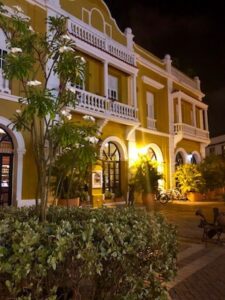 Colonial building in Cartagena lit up in the evening